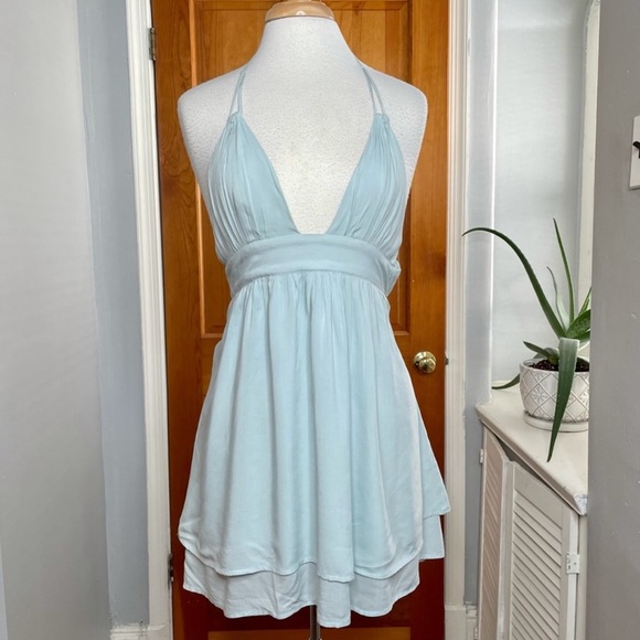 Halter Dress - Picture 11 of 11